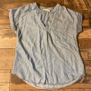Cute denim top size M